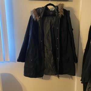 Black coat- fur lined detachable hood from torrid